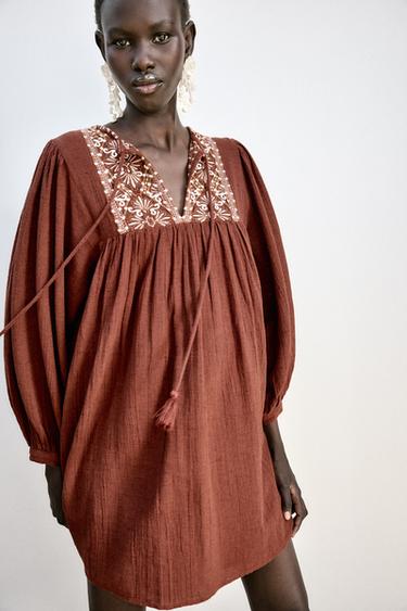 EMBROIDERED SHORT DRESS - Terracotta by Zara