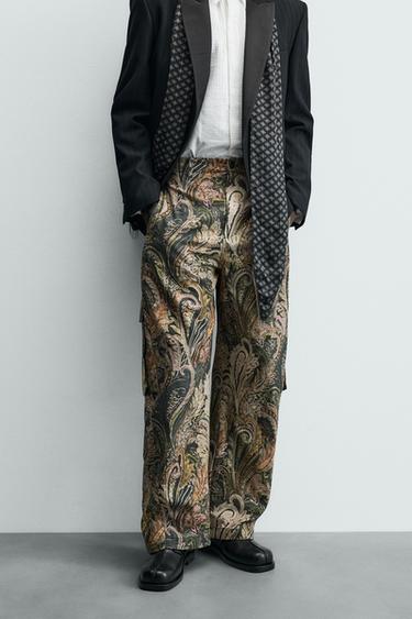 LIMITED EDITION PAISLEY BARREL FIT CARGO TROUSERS - Printed by Zara