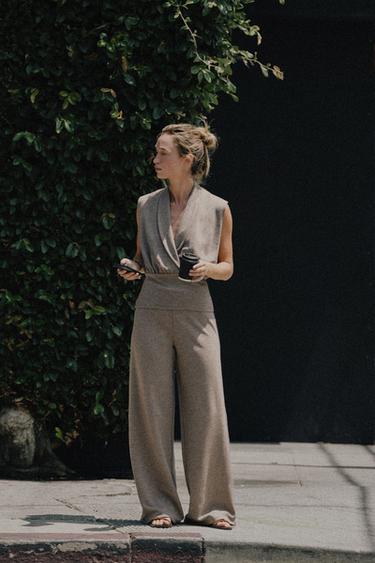 Zara {名称} - {颜色} - 0 图片