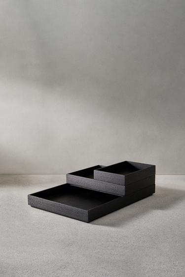 TRAY 01 - Black by Zara