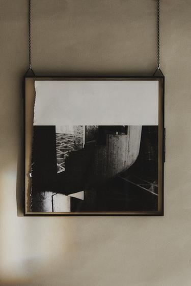 PHOTO FRAME WITH BLACK BORDER - Black by Zara