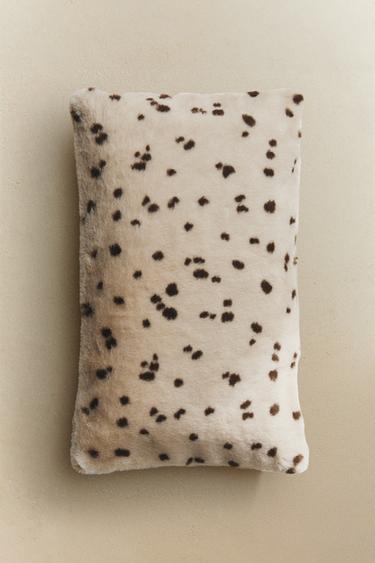 ANIMAL PRINT CUSHION COVER - Ecru by Zara
