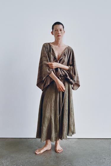 ZW COLLECTION VOLUME JACQUARD TOP - Brown by Zara - Image 0