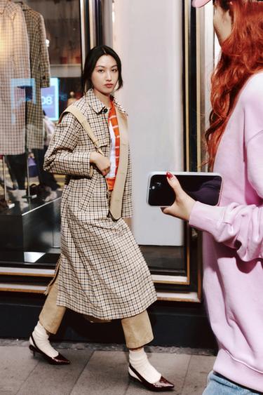 Zara {名称} - {颜色}