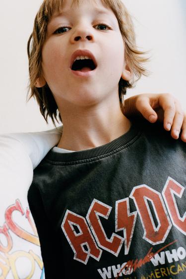 Zara {名称} - {颜色}