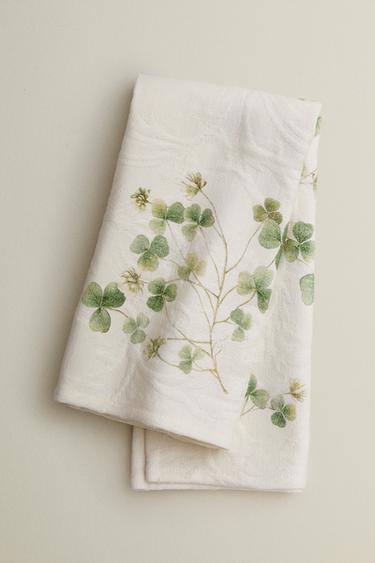 PACK OF JACQUARD NAPKINS WITH CLOVER PRINT (PACK OF 2) - Green by Zara