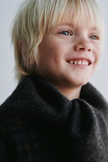 CASHMERE TRIANGULAR SCARF - Anthracite grey by Zara