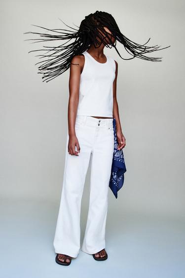 FLARE JEANS WITH DOUBLE BUTTON - White by Zara