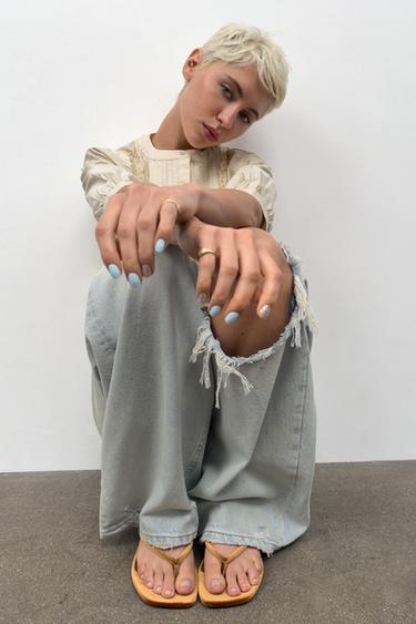 Zara {名称} - {颜色} - 0 图片