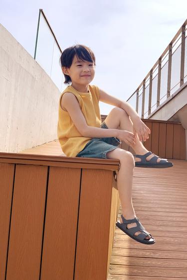 RUBBERISED SANDALS - Grey by Zara