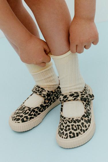 BAREFOOT ANIMAL PRINT PLIMSOLLS - Sand Brown by Zara