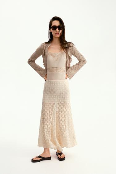 Zara {名称} - {颜色}