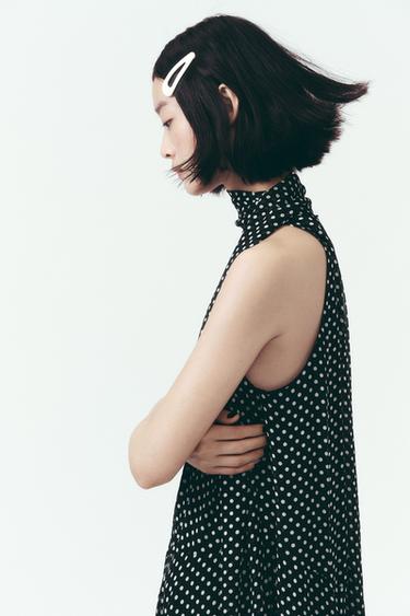 Zara {名称} - {颜色}