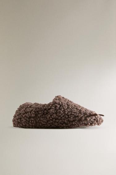CHILDREN'S CLAW SLIPPERS - Brown by Zara