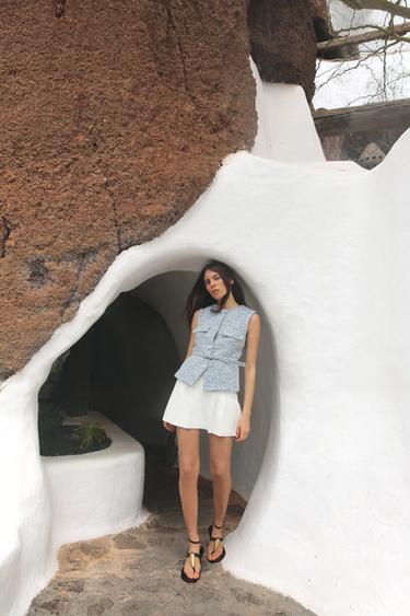 TEXTURED WAISTCOAT WITH BELT - White / Sky blue by Zara