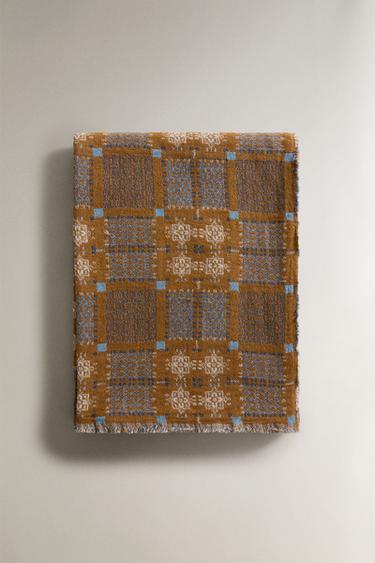 GEOMETRIC DESIGN THROW - Brown by Zara