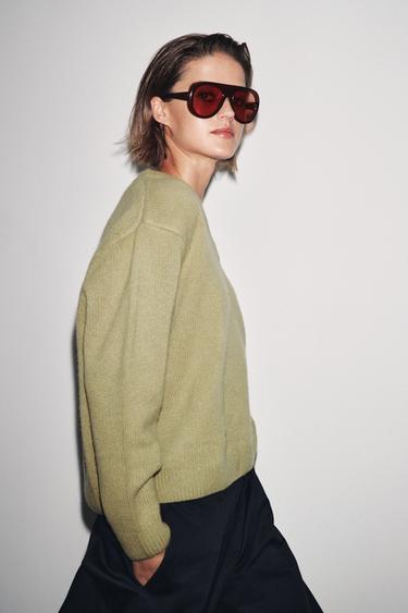 100% WOOL KNIT BASIC V-NECK SWEATER - Olive Green by Zara
