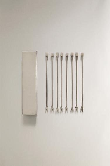 Zara {名称} - {颜色} - 0 图片