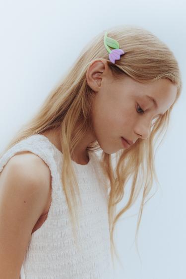 TWO-PACK OF TULIP HAIR CLIPS - Green by Zara