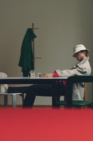 Zara {名称} - {颜色} - 0 图片