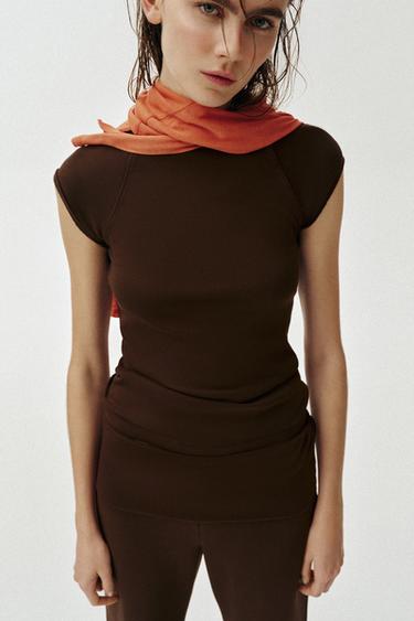 FADED-EFFECT RAGLAN SLEEVE T-SHIRT - Brown by Zara