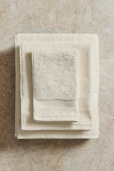 COTTON BATH TOWEL - Ivory by Zara