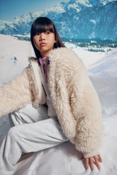 Zara {名称} - {颜色}