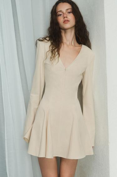 Zara {名称} - {颜色}