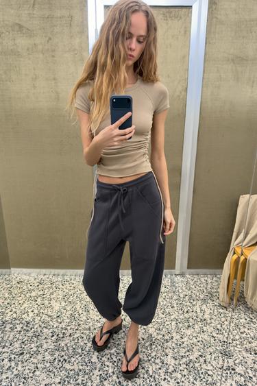 Zara {名称} - {颜色}