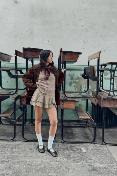 Zara {名称} - {颜色}