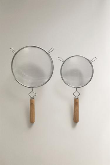 Zara {名称} - {颜色}