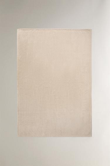 DIAMOND FLEECE THROW - camel by Zara - Image 0