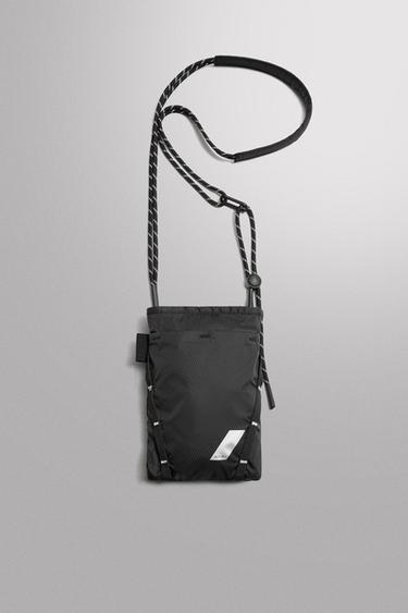 SPORTY CROSSBODY BAG - Black by Zara