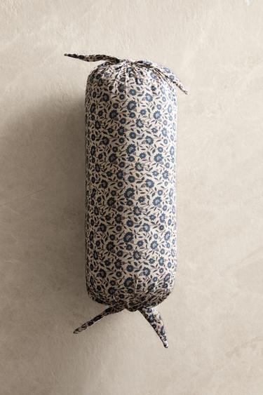 CHILDREN'S FLORAL CUSHION - Blue by Zara