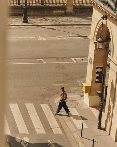 Zara {名称} - {颜色}