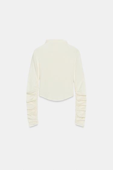 Zara {名称} - {颜色}