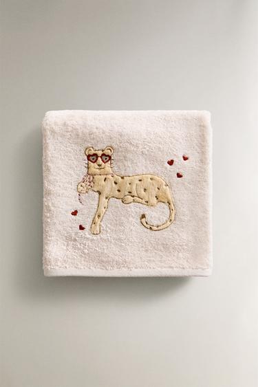 CHILDREN'S CHEETAH BATH TOWEL - Pink by Zara - Image 0