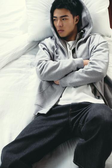 Zara {名称} - {颜色}