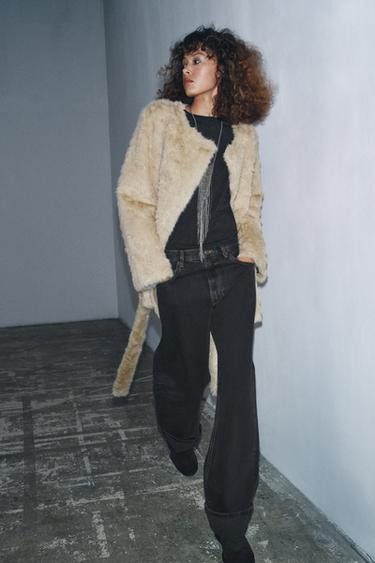 Zara {名称} - {颜色}