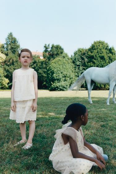 Zara {名称} - {颜色}