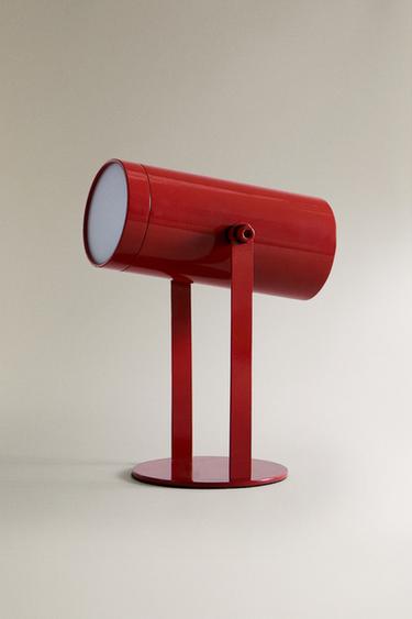 LAMP | USB RECHARGEABLE TABLE SPOTLIGHT - Red by Zara