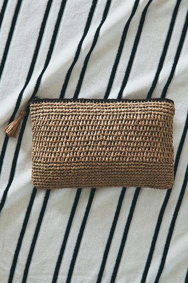 Zara {名称} - {颜色}