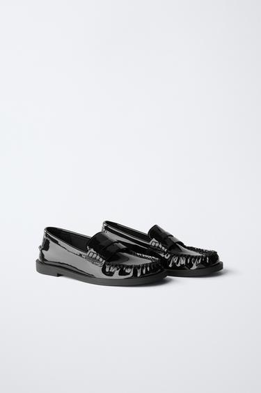 PATENT LOAFERS - Black by Zara