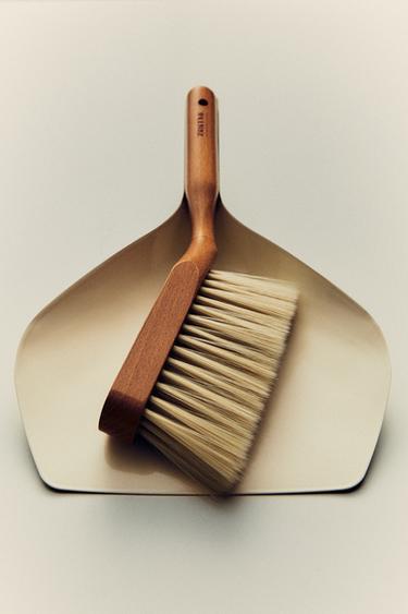 DUSTPAN AND BRUSH SET - White by Zara