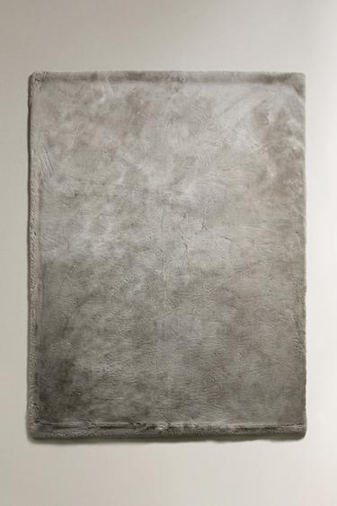 XL PLAIN FAUX FUR THROW - Light grey by Zara - Image 0
