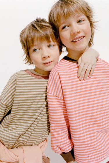 Zara {名称} - {颜色}