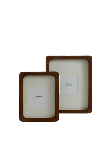 WOODEN PHOTO FRAME - Brown by Zara