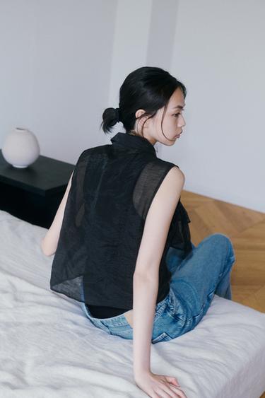 SEMI-SHEER TOP WITH RUFFLES - Black by Zara