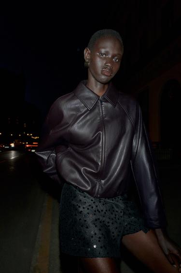 Zara {名称} - {颜色}