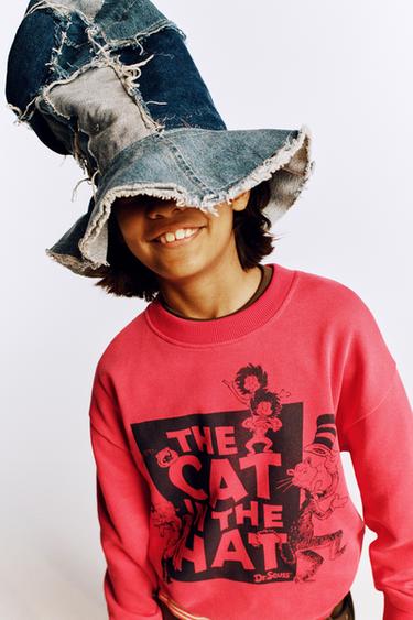 THE CAT IN THE HAT DR. SEUSS™ SWEATSHIRT - Red by Zara